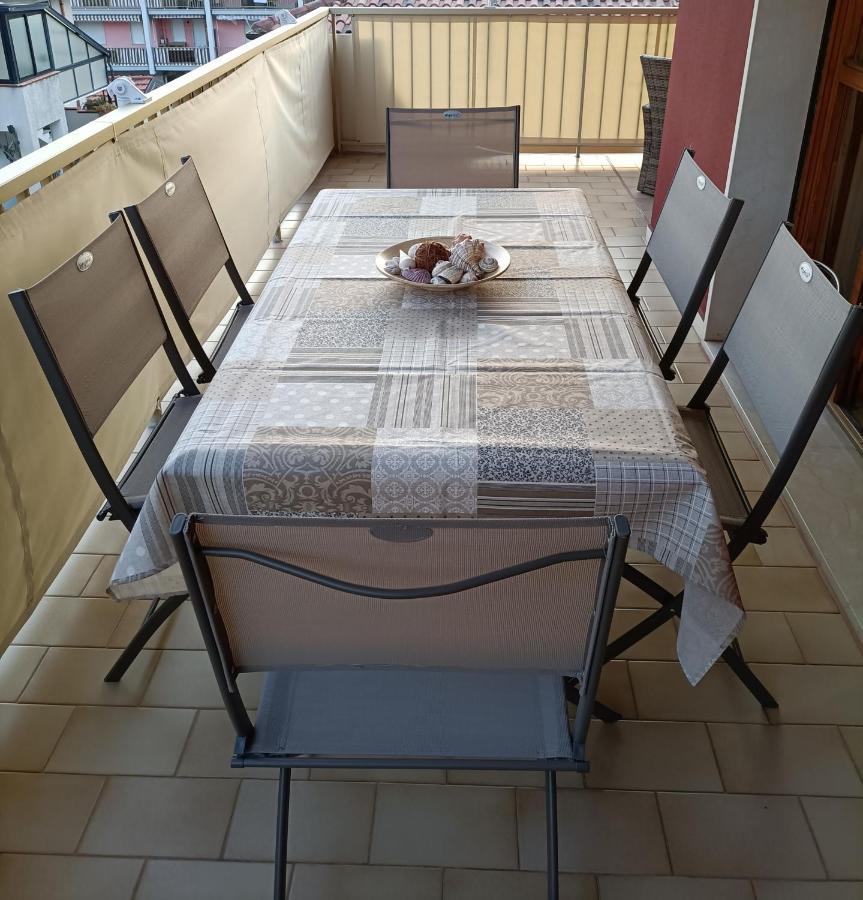 Ferienwohnung Casa A Un Passo Dal Mare Ventimiglia Exterior foto